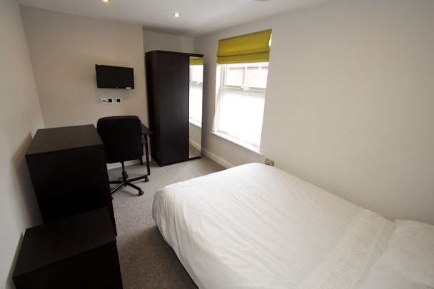 94 Paget Street - Photo 1