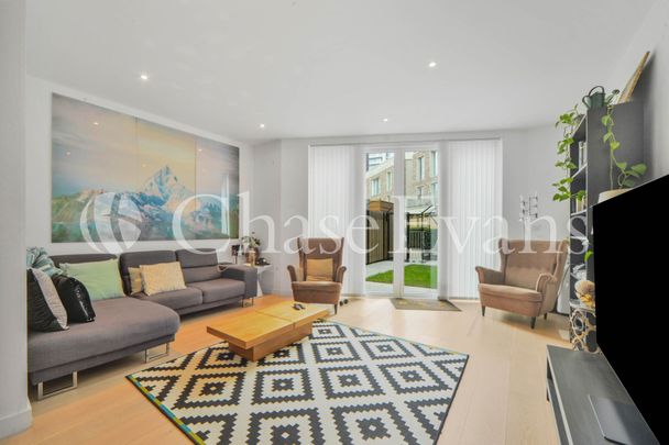 3 bedroom terraced house to rent - Photo 1