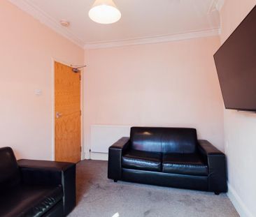 2 bedroom house share to rent - Photo 1