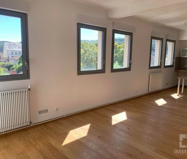 Location Appartement 3 pièces 72m² CAHORS 46000 - Photo 2