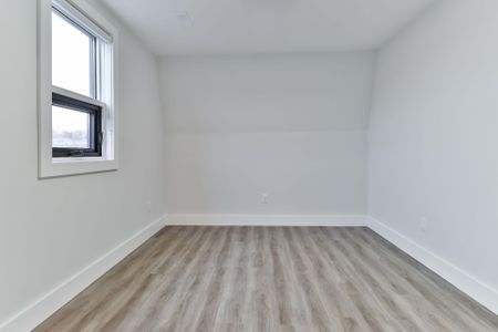 For Lease - 6 Chudleigh Road Unit# 3rd Floor, Toronto, Ontario - Photo 2
