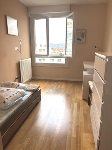 Location Appartement 4 pièces 111m² LYON 4ème - Photo 5