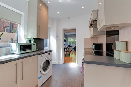 Highfield Road, London N21 - Photo 4