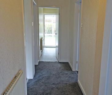 2 bedroom detached bungalow to rent - Photo 1