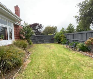 Family Home in Gladstone - Photo 5