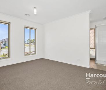 Modern 4-Bedroom Home in the Heart of Beveridge - Photo 2