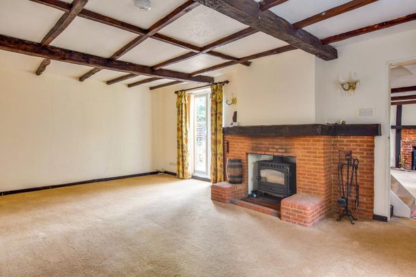 4 bedroom detached house to rent - Photo 1