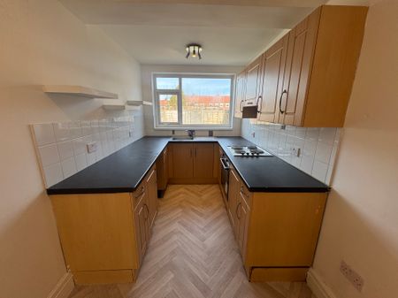 Faringdon Avenue, Blackpool - Photo 3