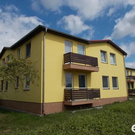 Pronájem bytu 1+kk s balkónem a parkovacím stáním - Фото 1