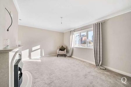 Cherry Gardens, Teynham, Sittingbourne, Kent, ME9 - Photo 2