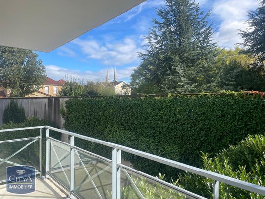 Location Appartement 4 pièces 84m² BOURG EN BRESSE 01000 - Photo 1