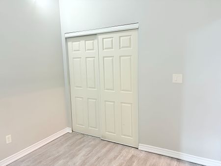 For Lease - 19 Dunlop Street Unit# 104, Barrie, Ontario - Photo 4