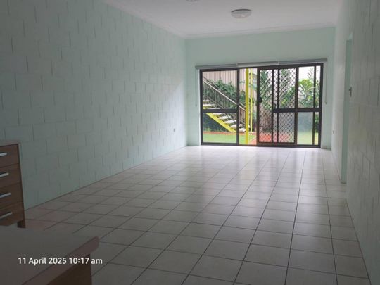 2 Br Unit CBD Kuranda Village. Walk to Everything - Photo 1