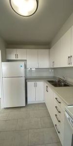 AVAILABLE NOW!!! 1-Bedroom Apartment SOUTH EXPOSURE - Photo 3