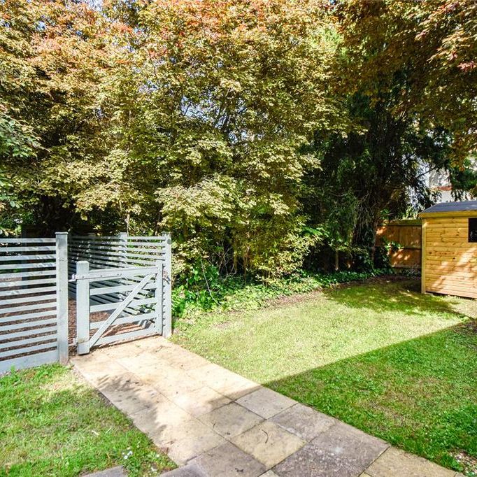 2 bedroom bungalow to rent - Photo 1
