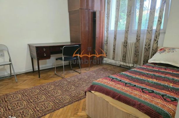 Apartament de inchiriat 2 camere, semidecomandat 46m², et.1/4, parcare - Photo 1