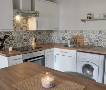2 bedroom apartment to let - Photo 2