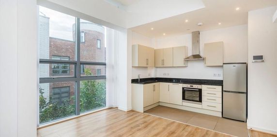 1 bedroom flat to rent - Photo 2