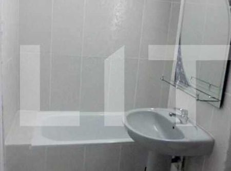 De inchiriat 2 camere, 60 mp, decomandat, zona Theodor Mihali! - Photo 5