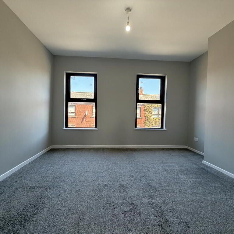 15 Larne Street, Ballymena, BT42 3AJ - Photo 1
