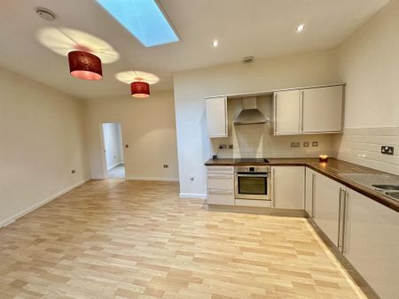 2 bedroom apartment to rent - Photo 4