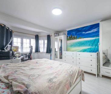 4 bedroom detached house to rent - Photo 5