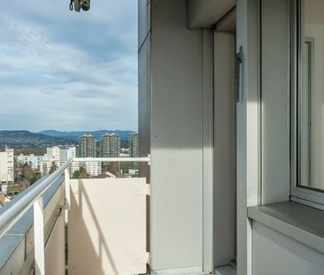 Moderne Wohnung im Hochhaus mit Weitsicht - Foto 2