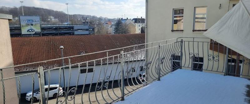 Dreiraumwohnung im Zentrum mit großem Balkon - Foto 1