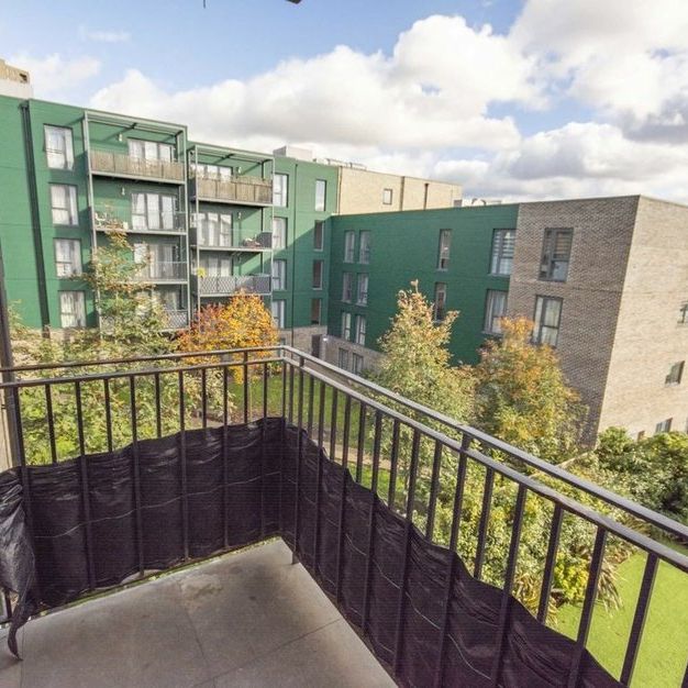 Telegraph Avenue - Photo 1