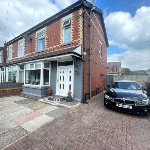 3 bedroom semi-detached house to rent - Photo 1