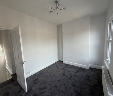 2 Bed Detached House, Moselle Avenue, N22 - Photo 3