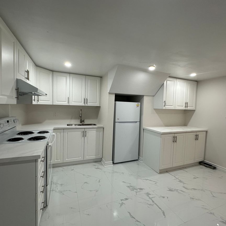 For Lease - 1252 Mont Clair Drive Unit# BSMT, Oakville, Ontario - Photo 1