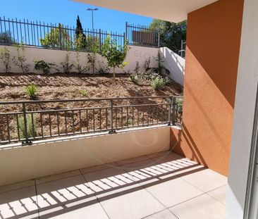 COGOLIN - Location annuelle T2 44m² résidence neuve . - Photo 5