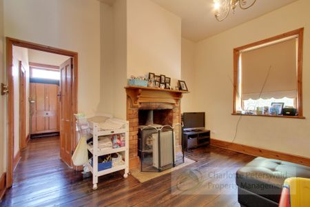 49 Wellington St, North Hobart TAS 7000 - House For Rent | Domain - Photo 3