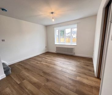 Wadhurst Close, Bognor Regis 2 bedroom semi-detached house to rent - Photo 4