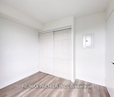 For Lease - 36 Lee Centre Drive Unit# 3010, Toronto, Ontario - Photo 3