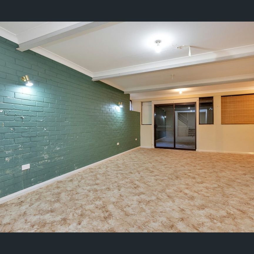 7 Ruthning Avenue, East Tamworth, NSW 2340 - Photo 1