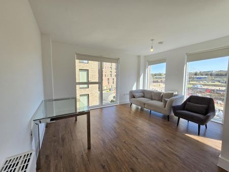 3 bedroom flat to rent - Photo 2