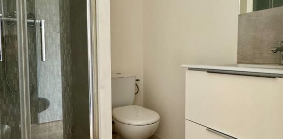 Location Appartement 2 pièces 26m² - Photo 2