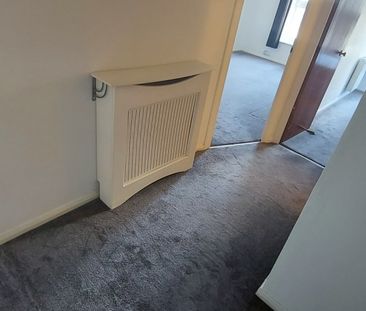 1 bedroom flat to let - Photo 5