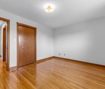 For Lease - 33 Arthur Griffith Drive Unit# A, Toronto, Ontario - Photo 2