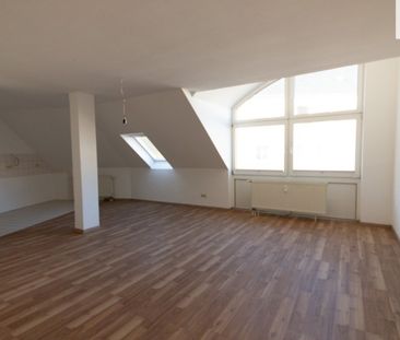 Kleine Wohnung im Dachgeschoss mit Fahrstuhl - Annaberg im Ortsteil... - Photo 2