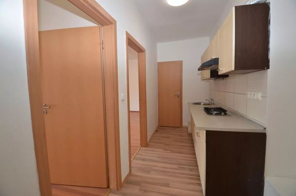 Krásný byt 2+kk / 39m2, Praha 3, Žižkov, ul. Biskupcova - Fotografie 1