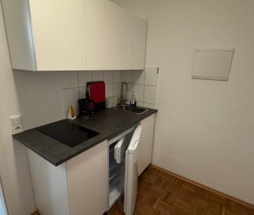 Wunderschöne, möblierte Altbauwohnung im Herzen von Sachsenhausen ! - Foto 5