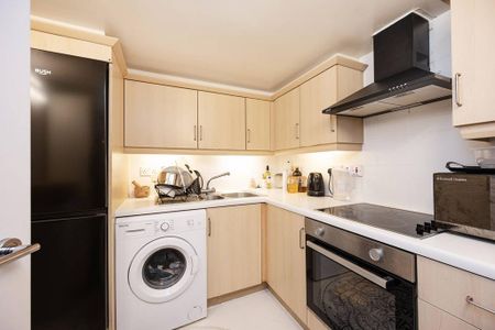 1 bedroom flat to rent - Photo 5