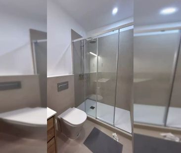 Rooms for rent in 8-bedroom apartment in L'Eixample - Foto 6