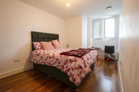 2 bedroom apartment to rent - Photo 4