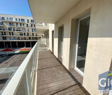 A LOUER F3 RECENT AVEC BALCON TERRASSE ET PARKING - RESIDENCE LE PA... - Photo 6