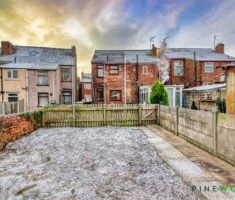 3 BEDROOM House - Semi-Detached - Photo 1