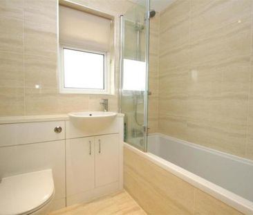 Sandfields, Send - 2 bedrooms Property for lettings - Seymours - Photo 6